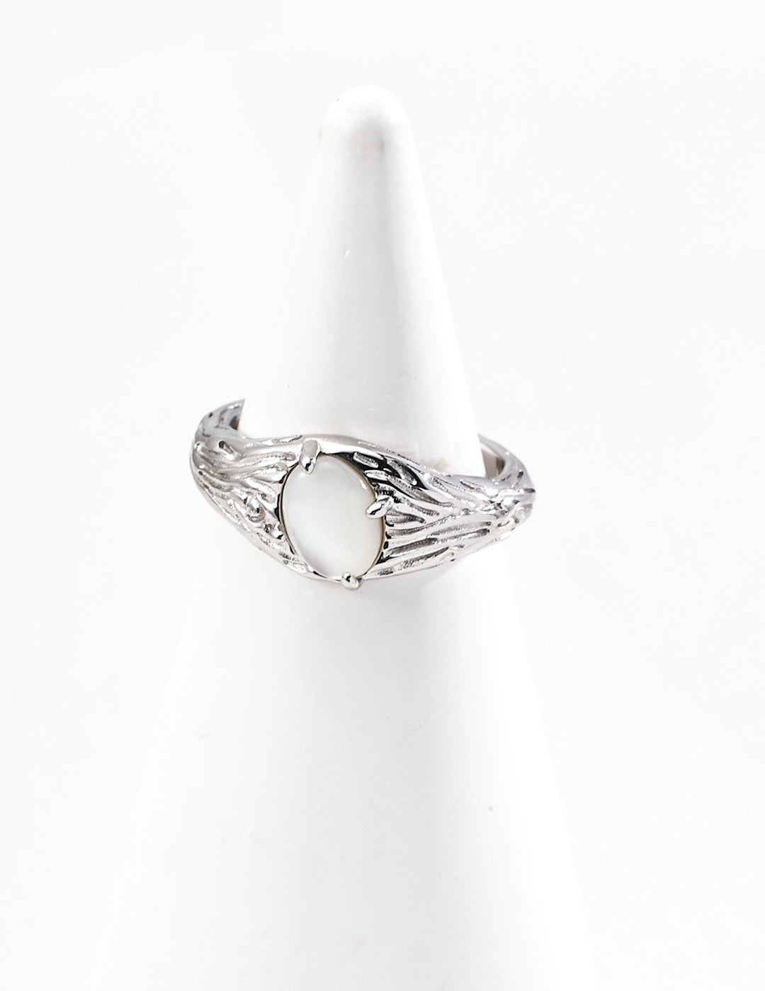 S925 silver fashion retro mother-of-pearl ring