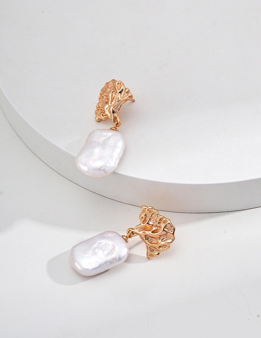 S925 silver ginkgo leaf retro rectangular baroque natural pearl earrings