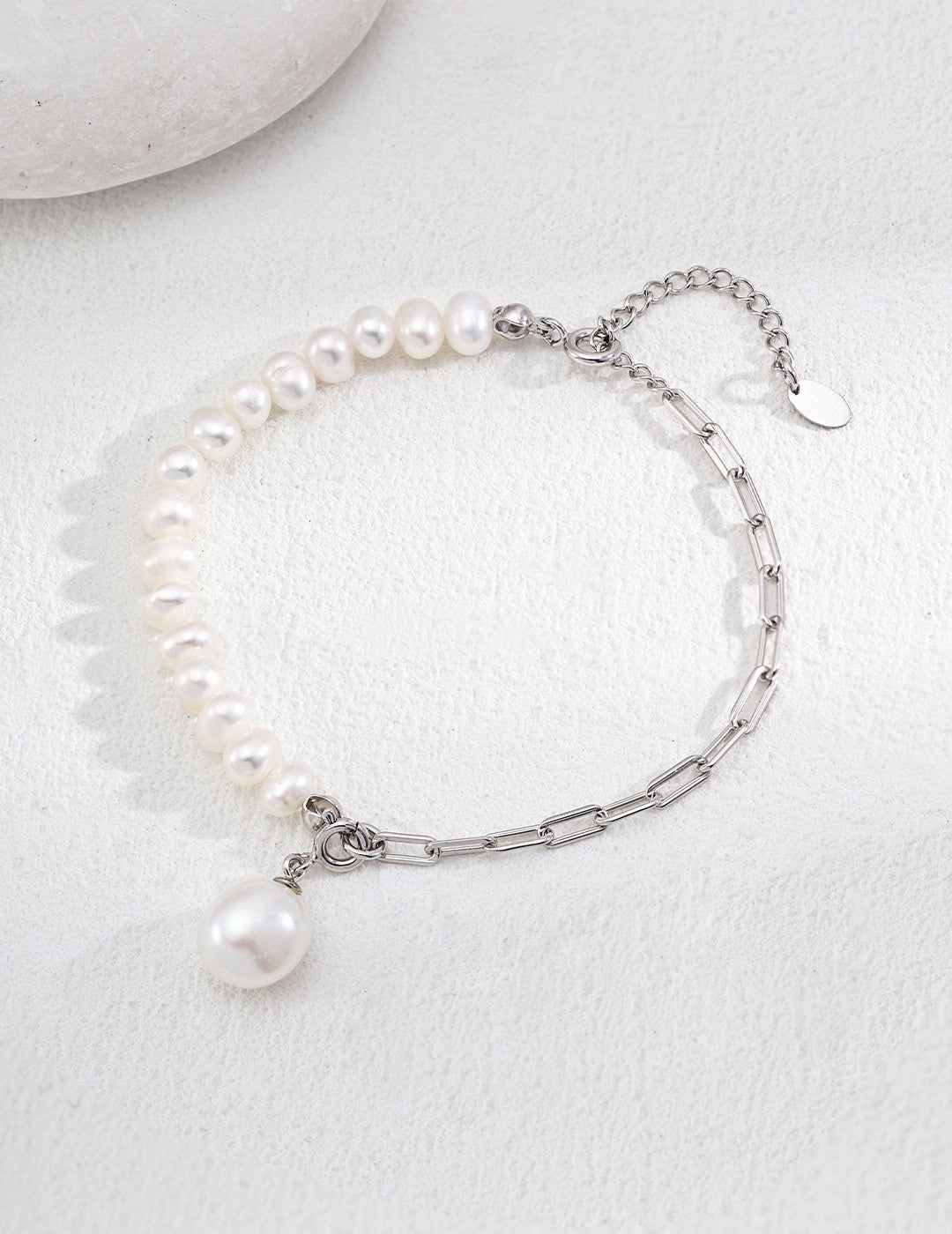 Baroque asymmetrical French natural pearl bracelet