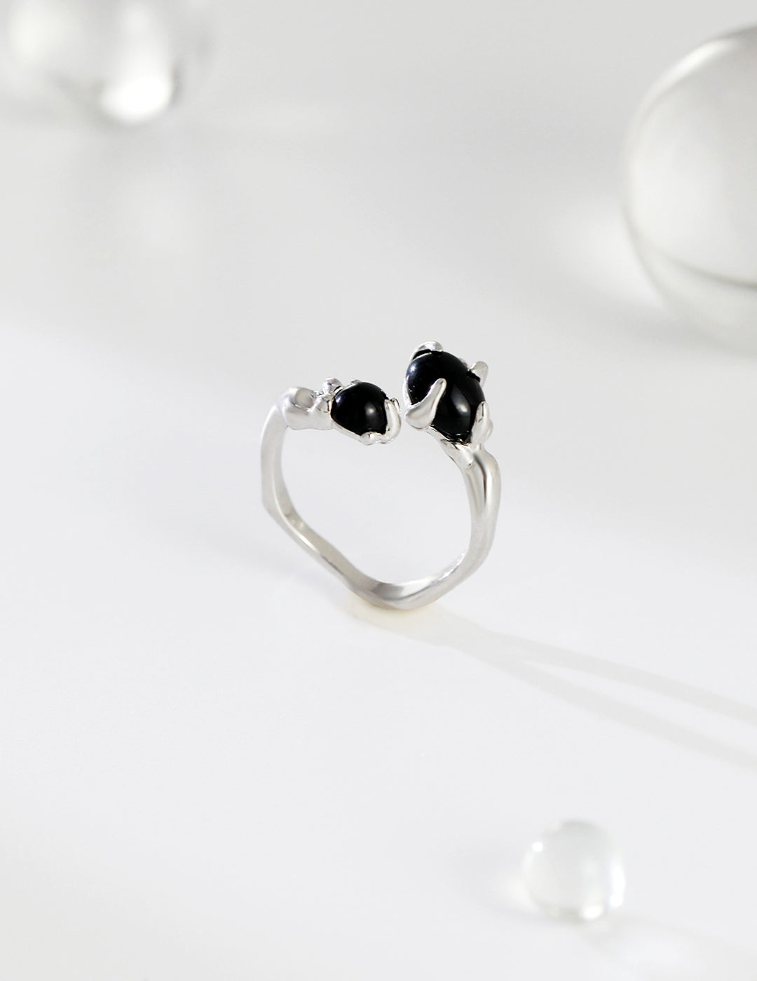 Double egg-shaped sterling silver agate ring J0159