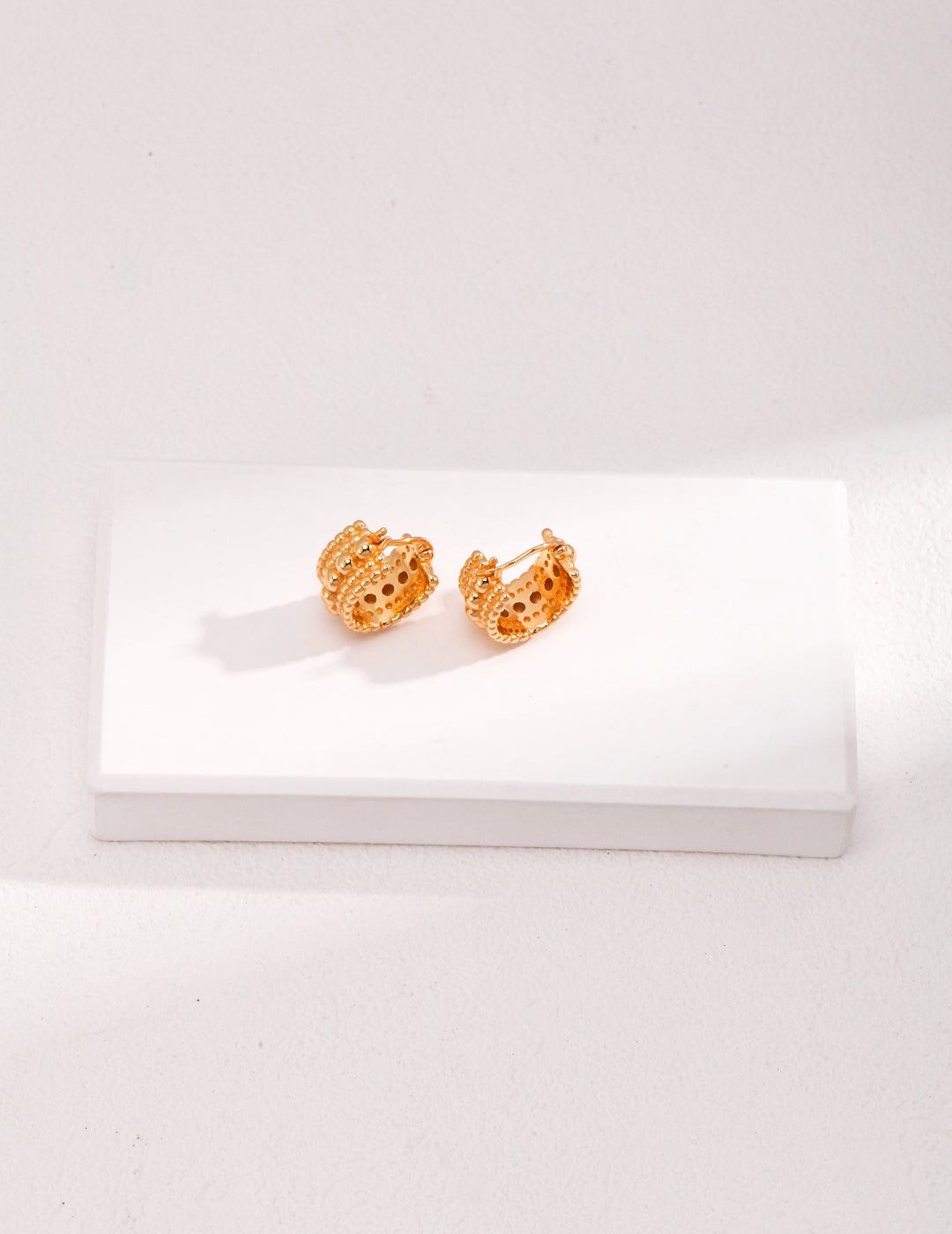 French minimalist retro earrings