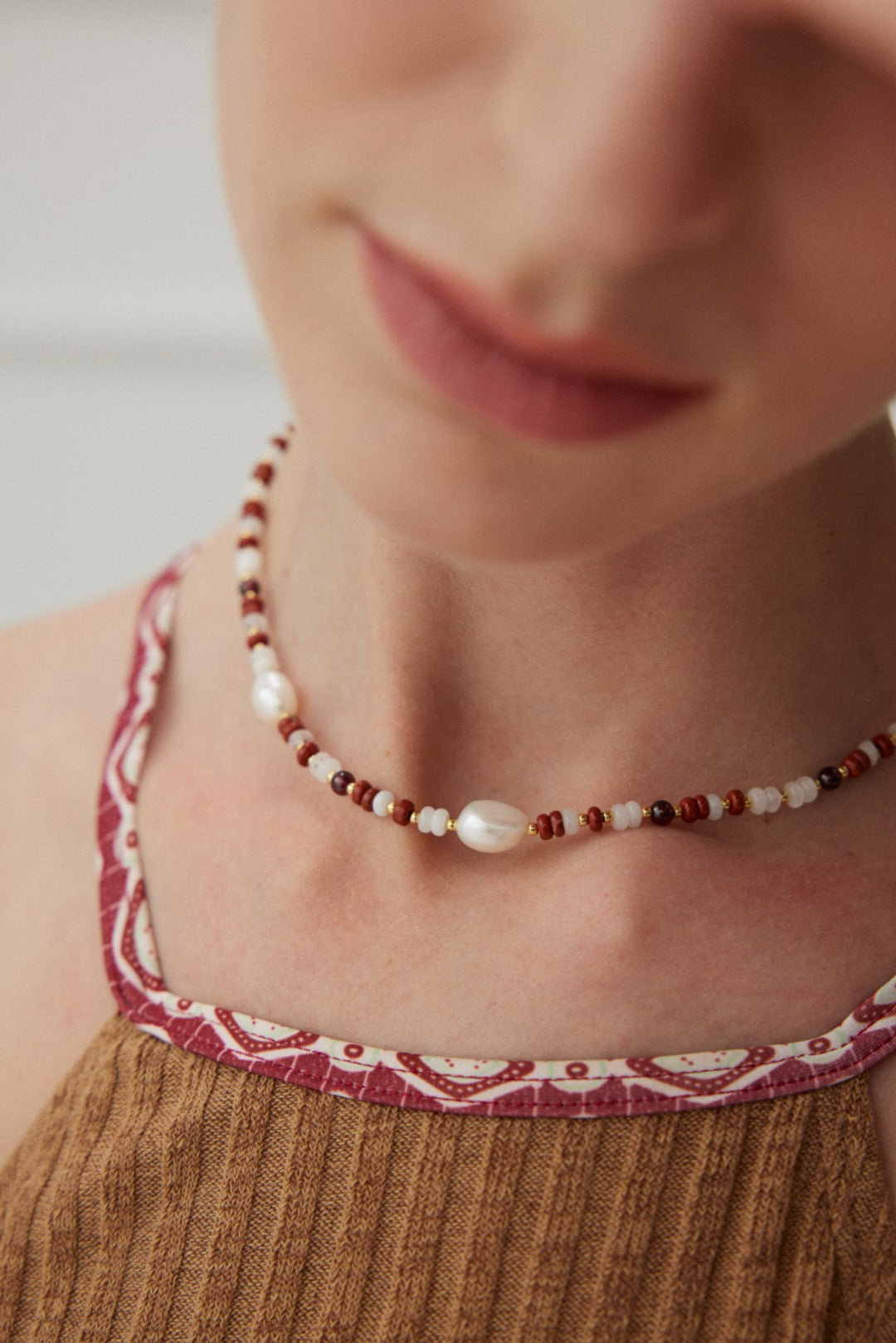 Natural Baroque pearl crystal beaded necklace