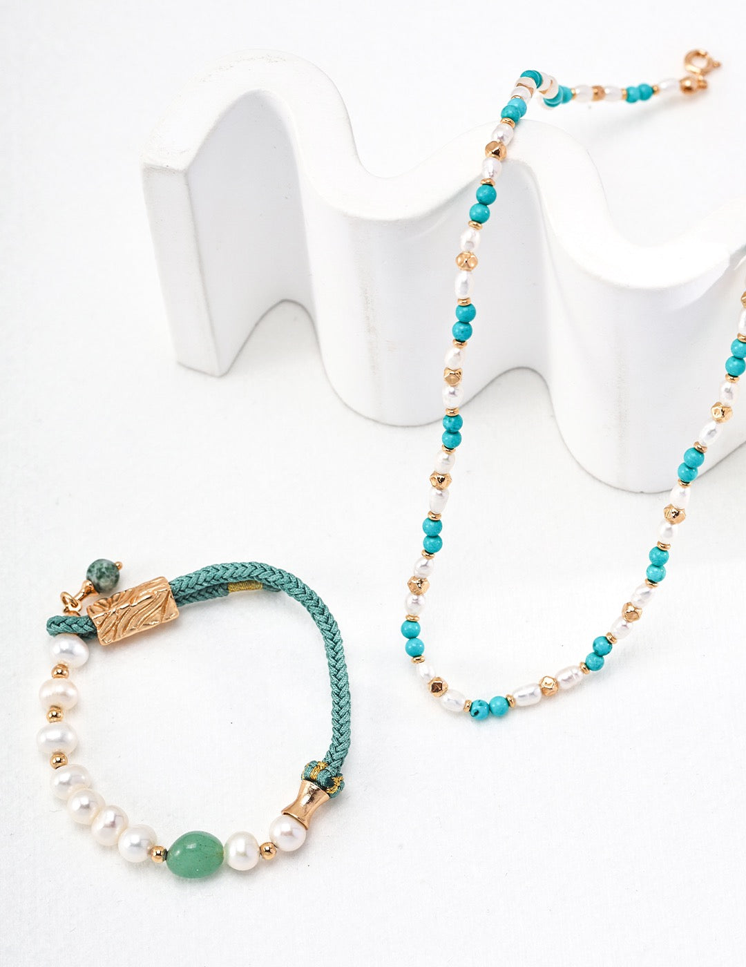 Natural pearl turquoise beaded necklace