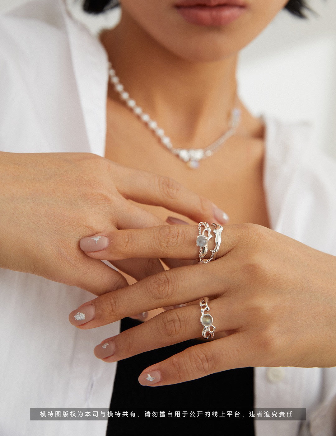 Pure silver grey moonstone ring J0162