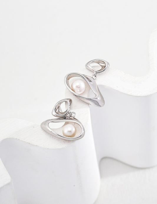 Simple French natural pearl earrings