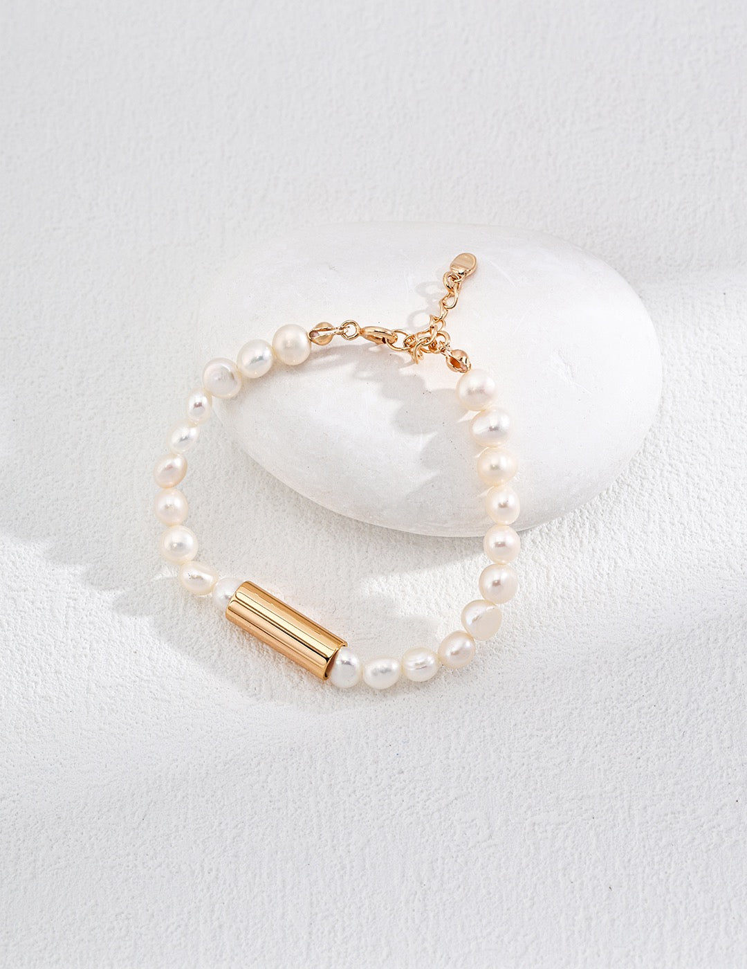 Simple and stylish natural pearl bracelet SL0151-2