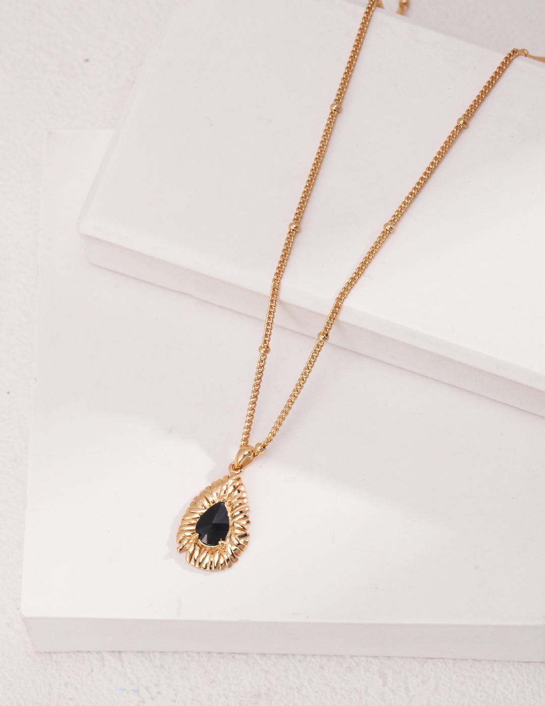 Sterling silver black zircon necklace, palace style