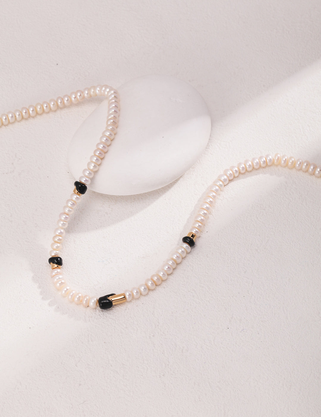 Sterling silver drip pearl necklace