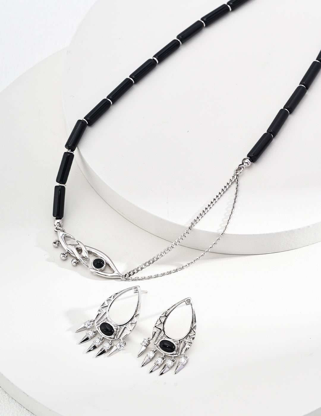 Sterling silver design black agate necklace